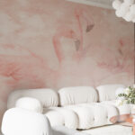 Papier peint Groupe de flamants roses dans le ciel