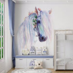 Papier peint Cheval majestueux orné de fleurs.