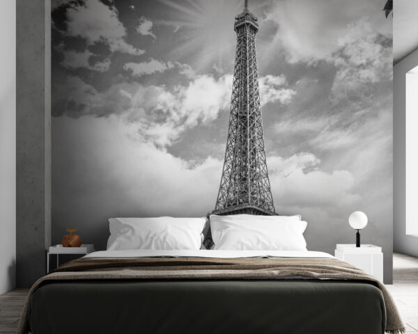 Grande tour dans un ciel nuageux Papier peint Grande tour dans un ciel nuageux
