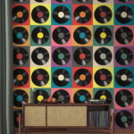 Papier peint Présentoir de rangement de disques vinyles colorés