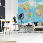 Papier peint Carte du monde avec différents drapeaux