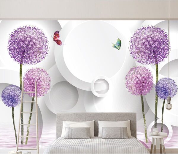 Papier peint avec des fleurs violettes et des papillons Papier peint Papier peint avec des fleurs violettes et des papillons