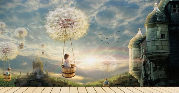 Fille dans un panier sur une balançoire avec un pissenlit dans le ciel Papier peint Fille dans un panier sur une balançoire avec un pissenlit dans le ciel