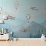 Papier peint Avions et ballons au-dessus des montagnes brumeuses