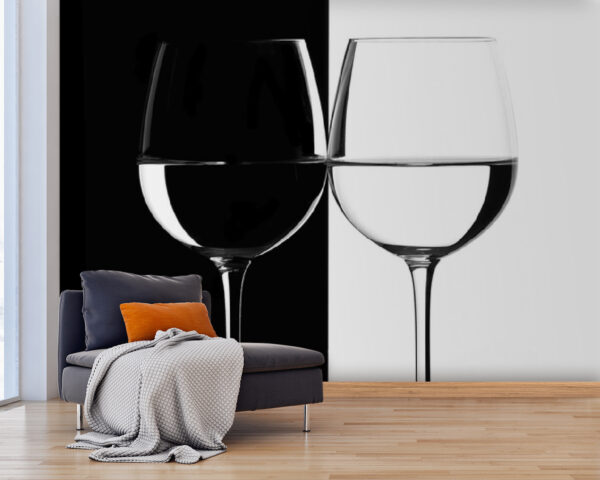 Deux verres à vin contenant de l'eau Papier peint Deux verres à vin contenant de l'eau