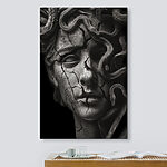 Tableaux Statue d'une femme au visage fissuré et entouré de serpents