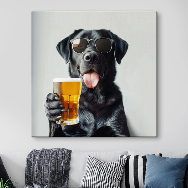 Chien portant des lunettes de soleil et tenant un verre de bière Tableaux Chien portant des lunettes de soleil et tenant un verre de bière