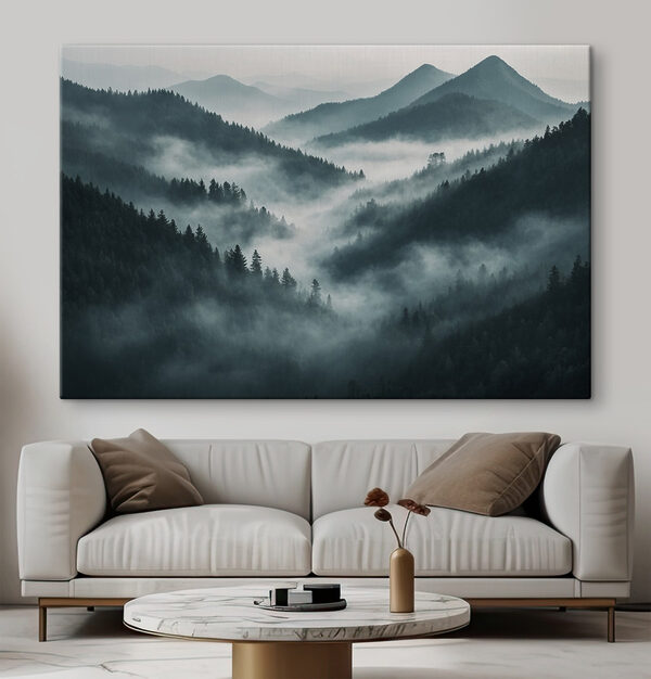 Chaîne de montagnes brumeuses avec des arbres Tableaux Chaîne de montagnes brumeuses avec des arbres