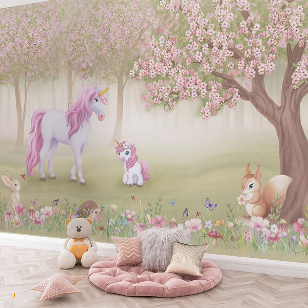 Papier peint Licorne et écureuil dans une forêt