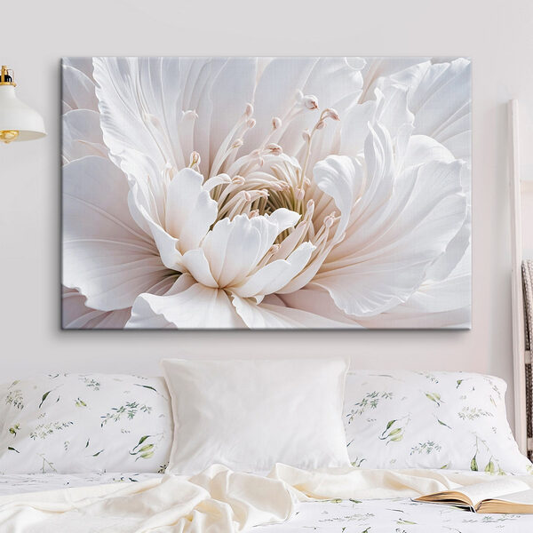 Pétales délicats dans des tons blancs doux Tableaux Pétales délicats dans des tons blancs doux