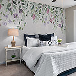 Papier peint Bordure florale avec des fleurs et des feuilles violettes