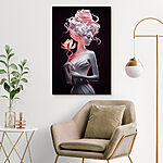 Tableaux Statue de femme tenant une rose
