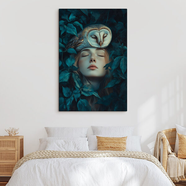 Femme avec un hibou sur la tête Tableaux Femme avec un hibou sur la tête