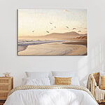 Tableaux Oiseaux volant au-dessus d'une plage