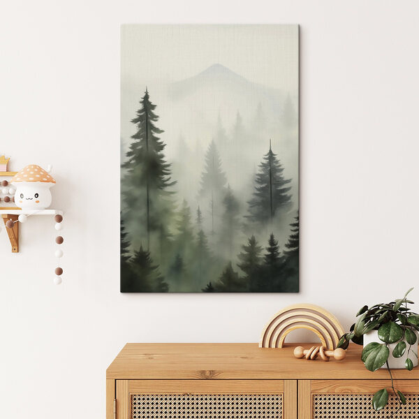 Forêt brumeuse avec des arbres et une montagne en arrière-plan Tableaux Forêt brumeuse avec des arbres et une montagne en arrière-plan