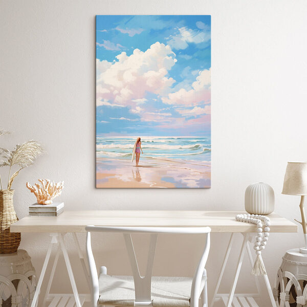 Fille tenant une planche de surf sur une plage Tableaux Fille tenant une planche de surf sur une plage