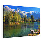 Tableaux Lac entouré d'arbres et de montagnes