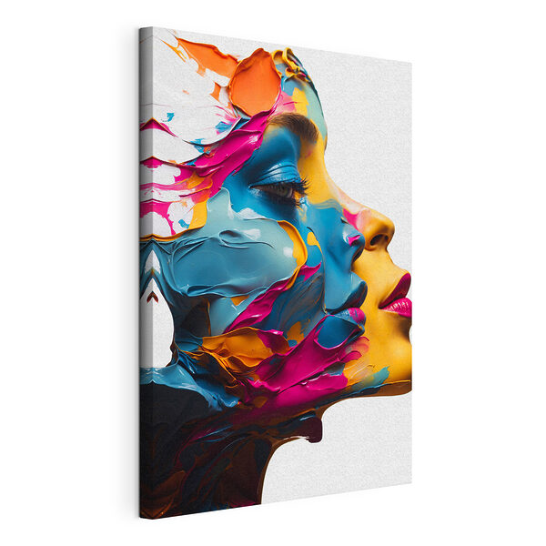 Femme avec de la peinture sur le visage Tableaux Femme avec de la peinture sur le visage