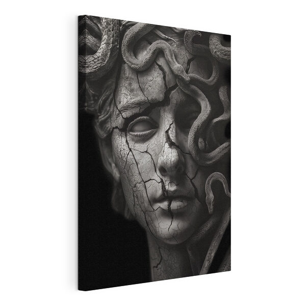 Statue d'une femme au visage fissuré et entouré de serpents Tableaux Statue d'une femme au visage fissuré et entouré de serpents