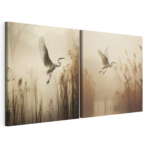Un oiseau blanc volant au-dessus de l'eau Impression sur toile modulaire Un oiseau blanc volant au-dessus de l'eau
