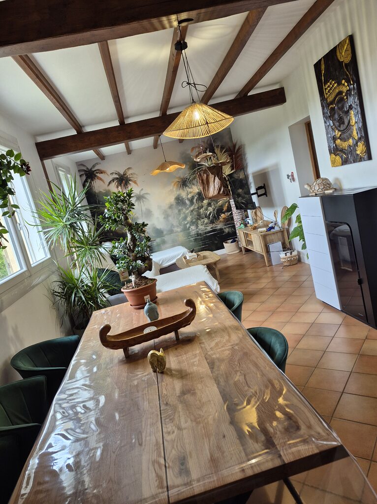 Image #1 à partir de Émilie Guidi