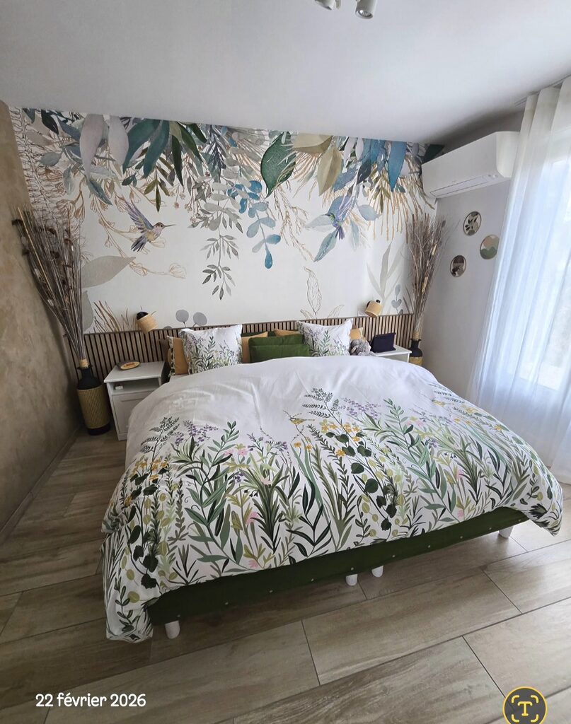 Image #1 à partir de Christian